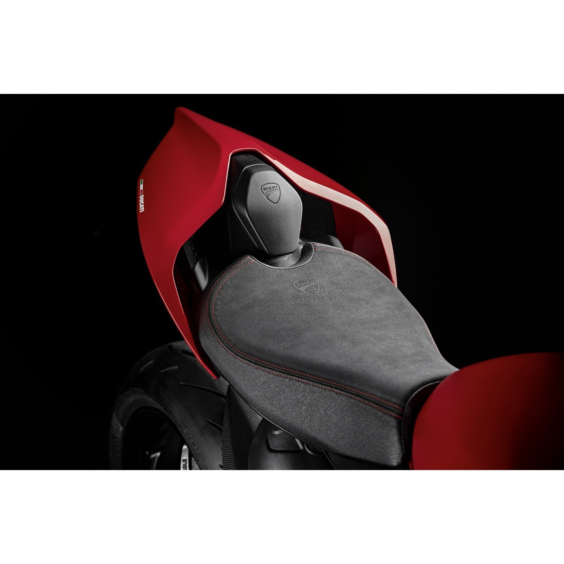 テクニカルファブリック製レーシングシート。 テクニカルファブリック製レーシングシート。